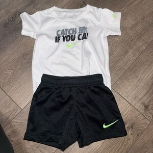 Nike 12 months  White and Black Toddler Outfit